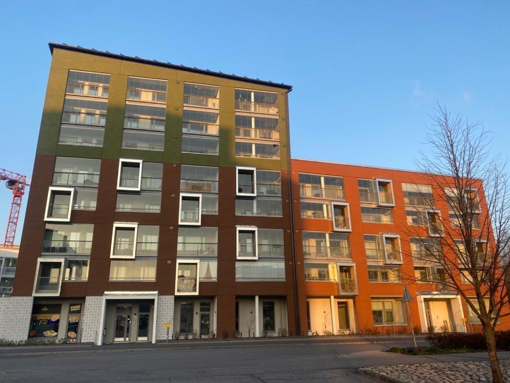 Modern One Bedroom Apartment Nearby Airport Vantaa Bagian luar foto